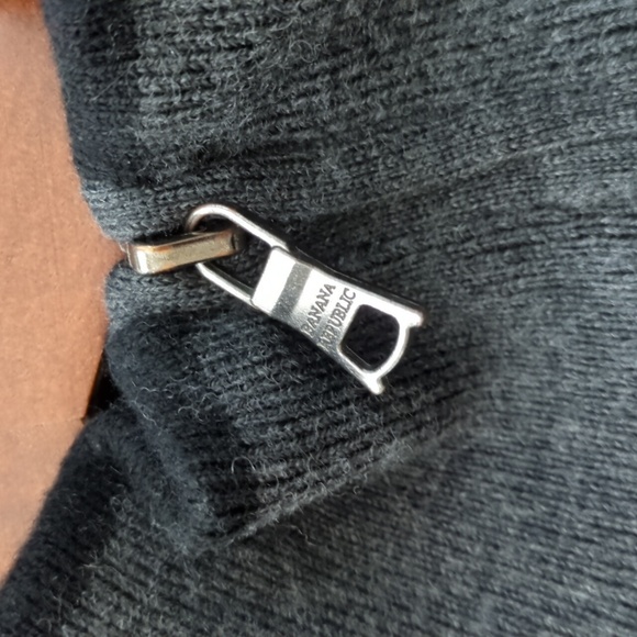 Wool Sweater - Picture 2 of 3